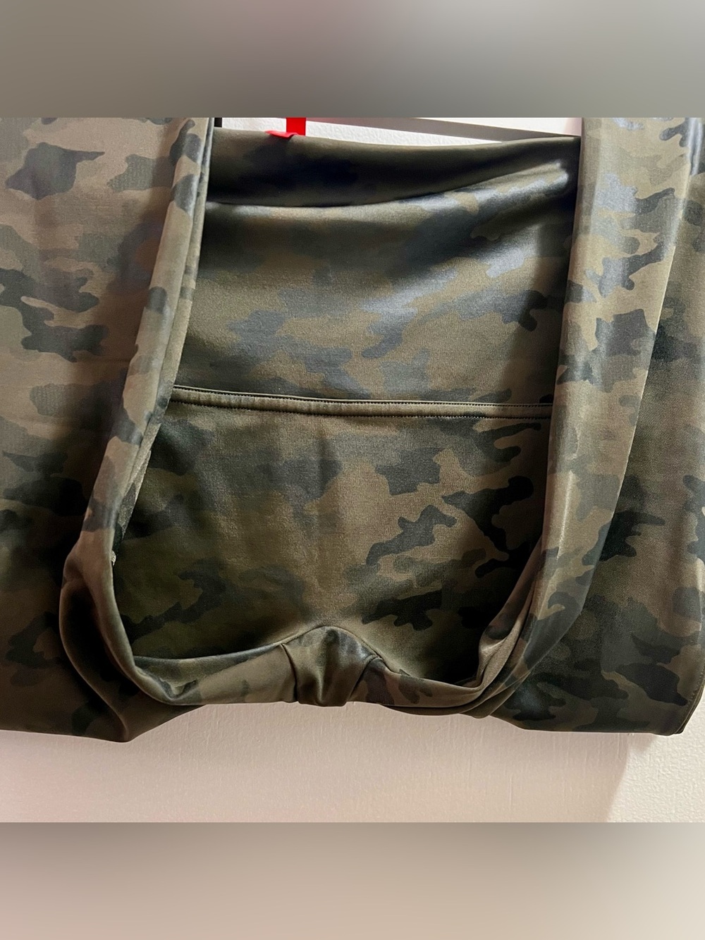 Spanx camo leggings NWOT - Picture 5 of 8